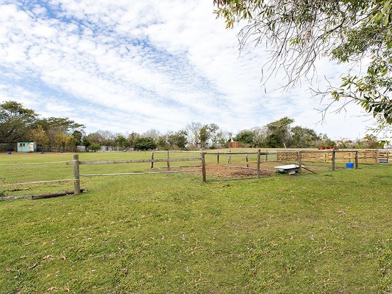 69 Ormonde Road, Yeronga QLD 4104