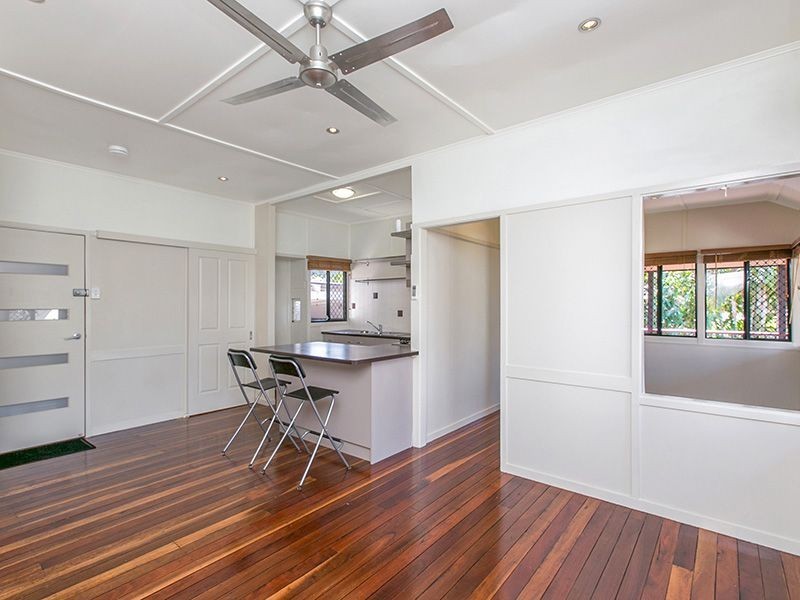 1 Fegen Drive, Moorooka QLD 4105