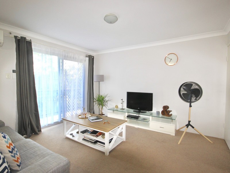 3/8 Wilton Terrace, Yeronga QLD 4104