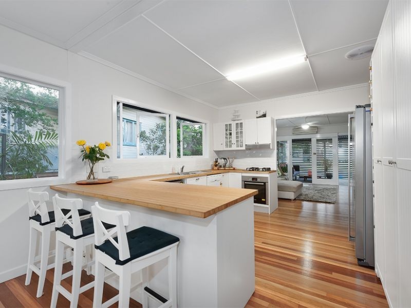 32 Diane Street, Yeronga QLD 4104