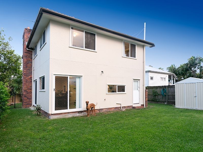 15 Hilton Street, East Brisbane QLD 4169