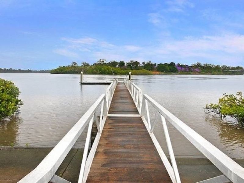 29 Brisbane Corso, Fairfield QLD 4103