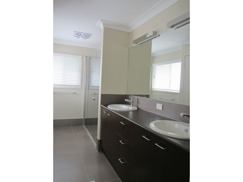 24 Orestes Road, Yeronga QLD 4104