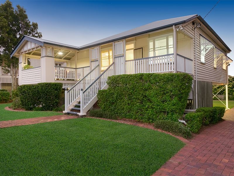 17 Wingarra Street, Yeerongpilly QLD 4105