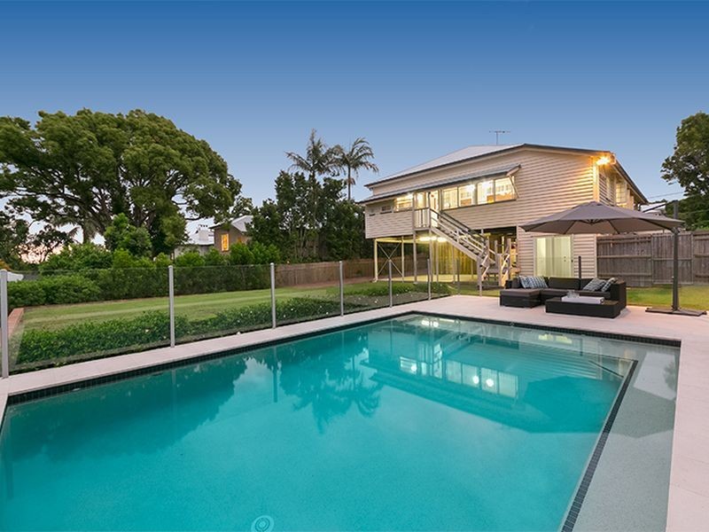 17 Wingarra Street, Yeerongpilly QLD 4105