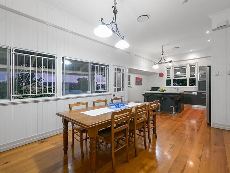 17 Wingarra Street, Yeerongpilly QLD 4105