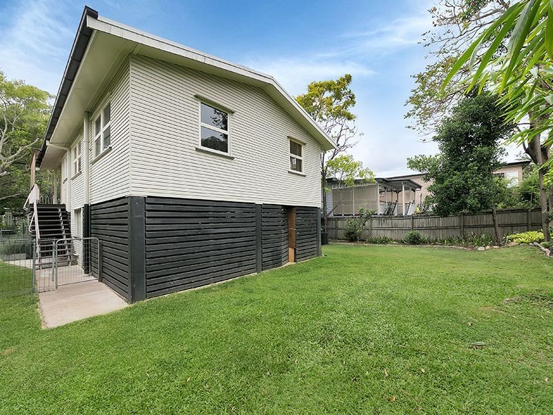 37 Albemarle Street, Yeerongpilly QLD 4105