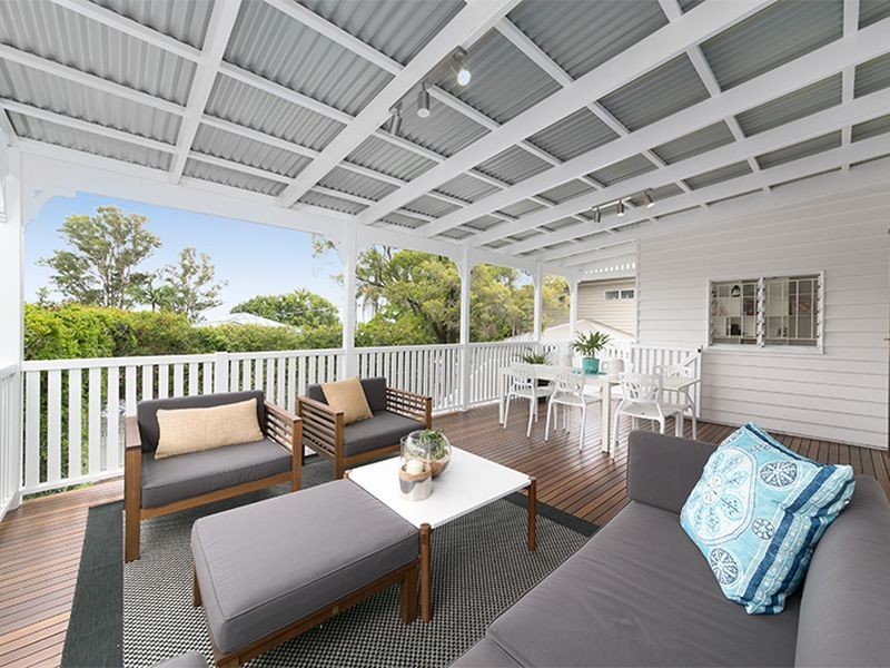 45 Livingstone Street, Yeerongpilly QLD 4105