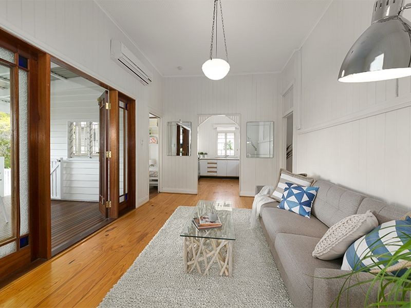 45 Livingstone Street, Yeerongpilly QLD 4105