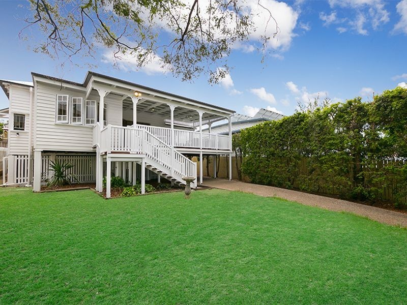 45 Livingstone Street, Yeerongpilly QLD 4105