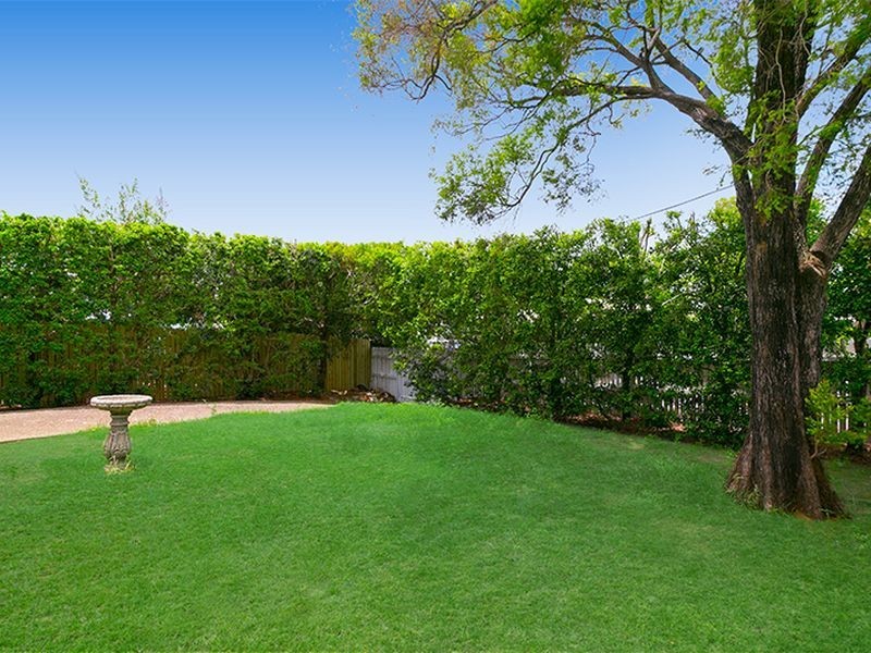 45 Livingstone Street, Yeerongpilly QLD 4105