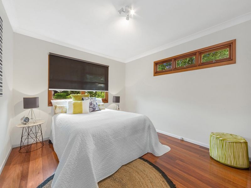 1 Wingarra Street, Yeerongpilly QLD 4105