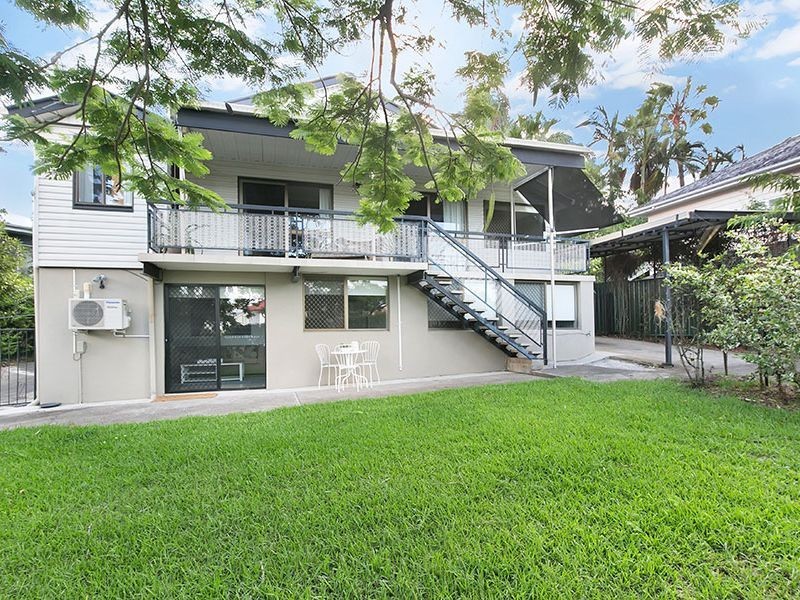 34 Orsova Road, Yeronga QLD 4104