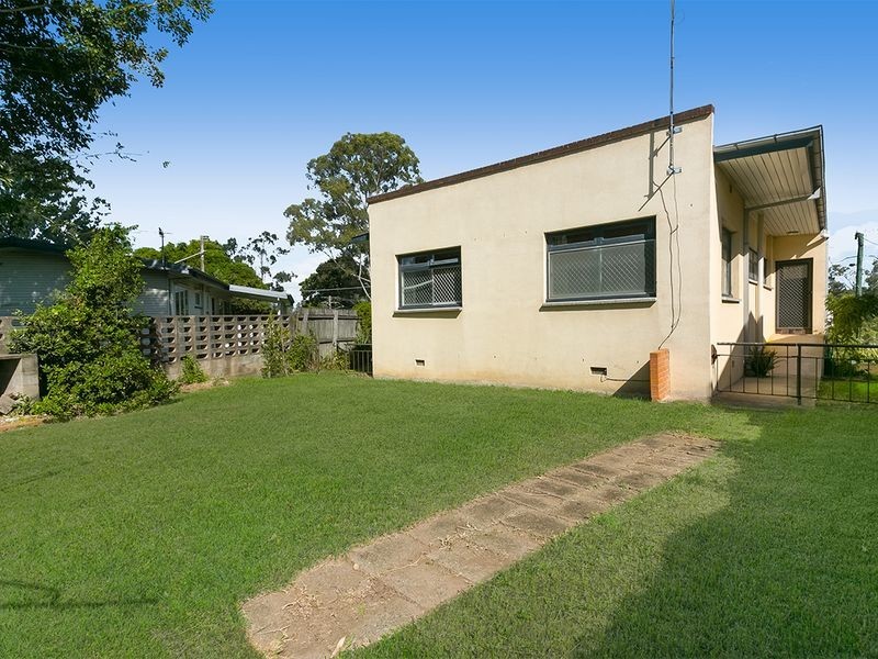 7 Esplanade, Yeronga QLD 4104
