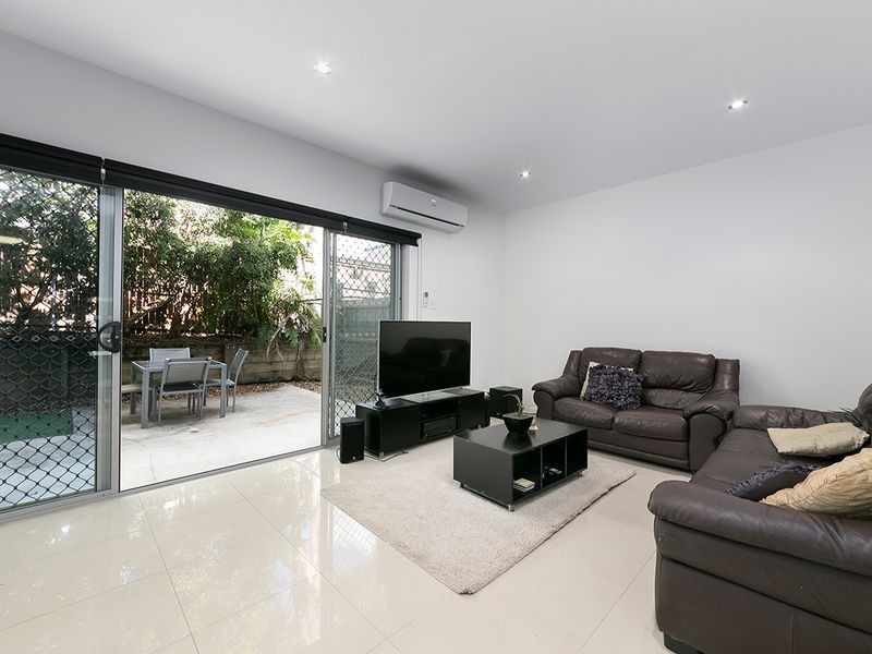 3/16 Broadmere Street, Annerley QLD 4103