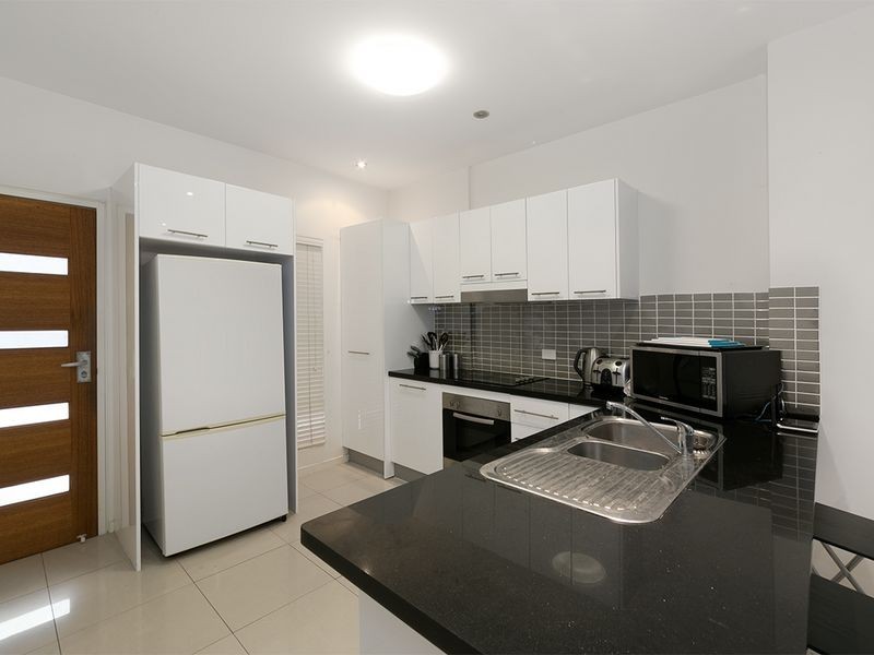 3/16 Broadmere Street, Annerley QLD 4103