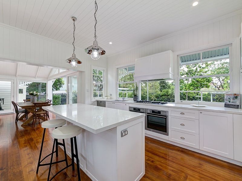 32 Feez Street, Yeronga QLD 4104