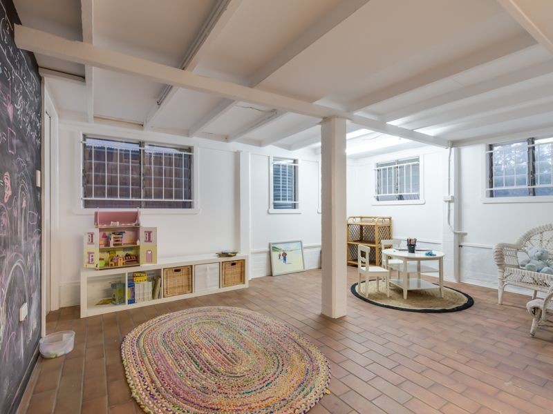 32 Feez Street, Yeronga QLD 4104