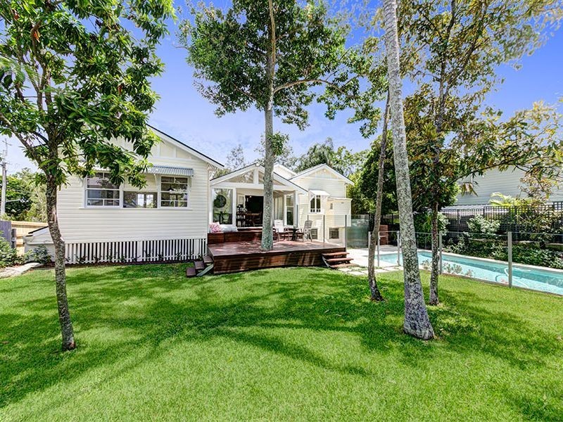 32 Feez Street, Yeronga QLD 4104