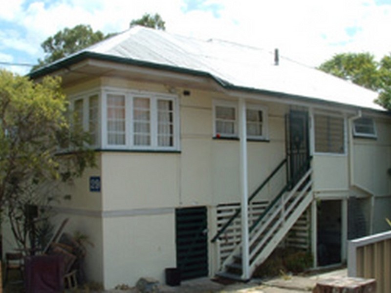 29 Byrnes Street, Fairfield QLD 4103