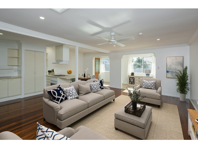 21 Hilltop Avenue, Annerley QLD 4103