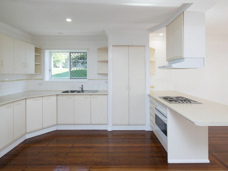 21 Hilltop Avenue, Annerley QLD 4103