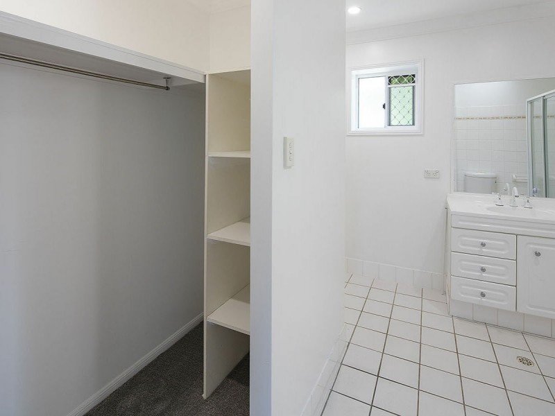 21 Hilltop Avenue, Annerley QLD 4103