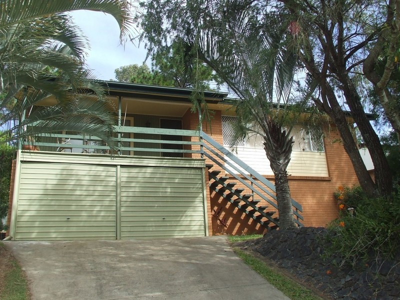 130 Fegen Drive, Moorooka QLD 4105