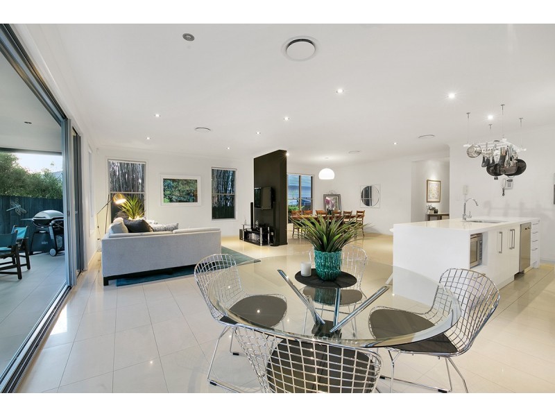 28 Orlando Road, Yeronga QLD 4104