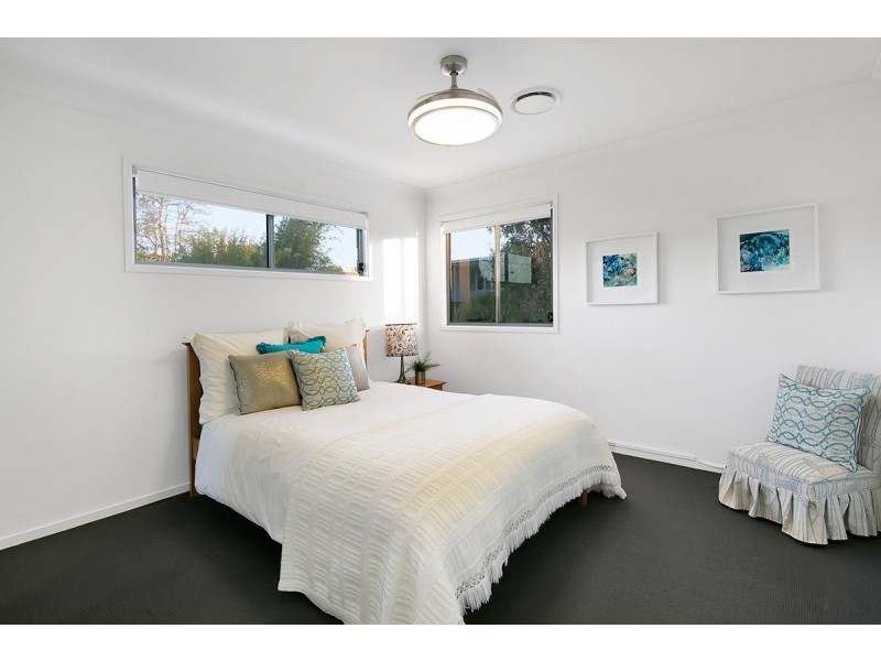 28 Orlando Road, Yeronga QLD 4104