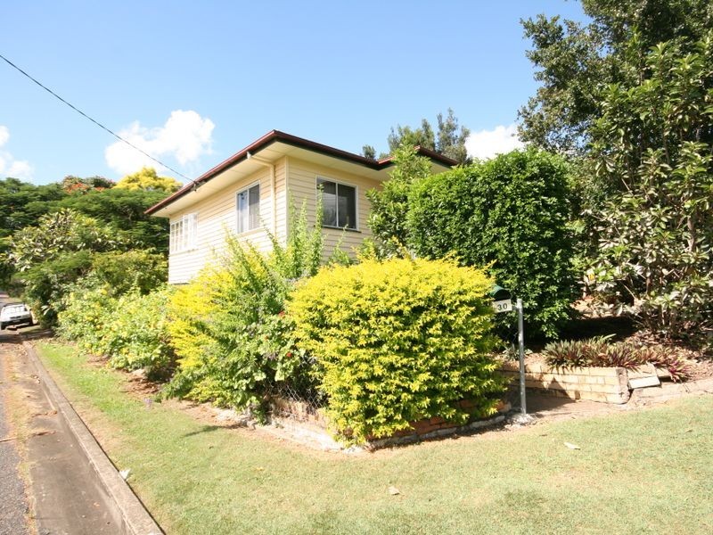 30 Broadmere Street, Annerley QLD 4103