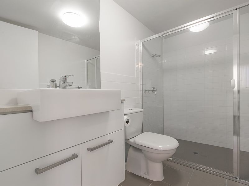 212/803 Stanley Street, Woolloongabba QLD 4102