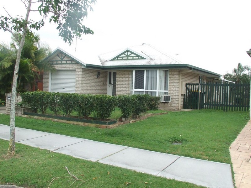 80 The Village Avenue, Coopers Plains QLD 4108