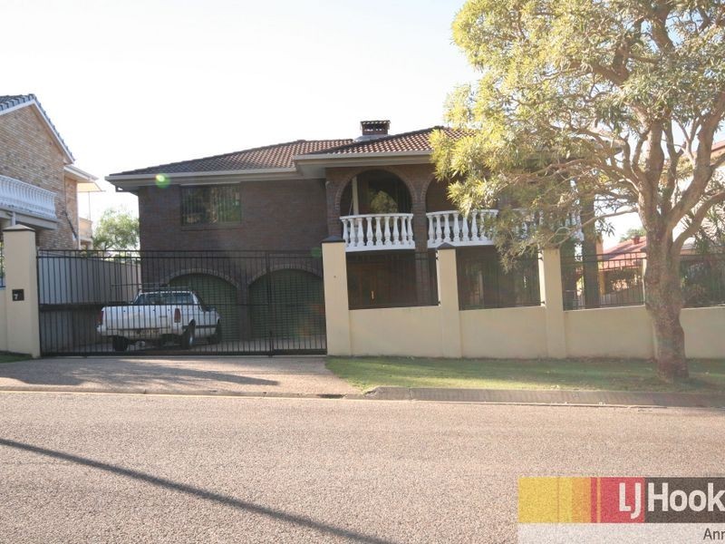 7 Tamarang Street, Tarragindi QLD 4121