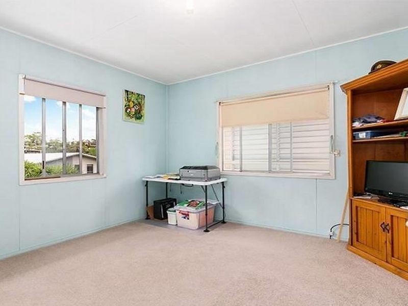 18 Ormuz Road, Yeronga QLD 4104