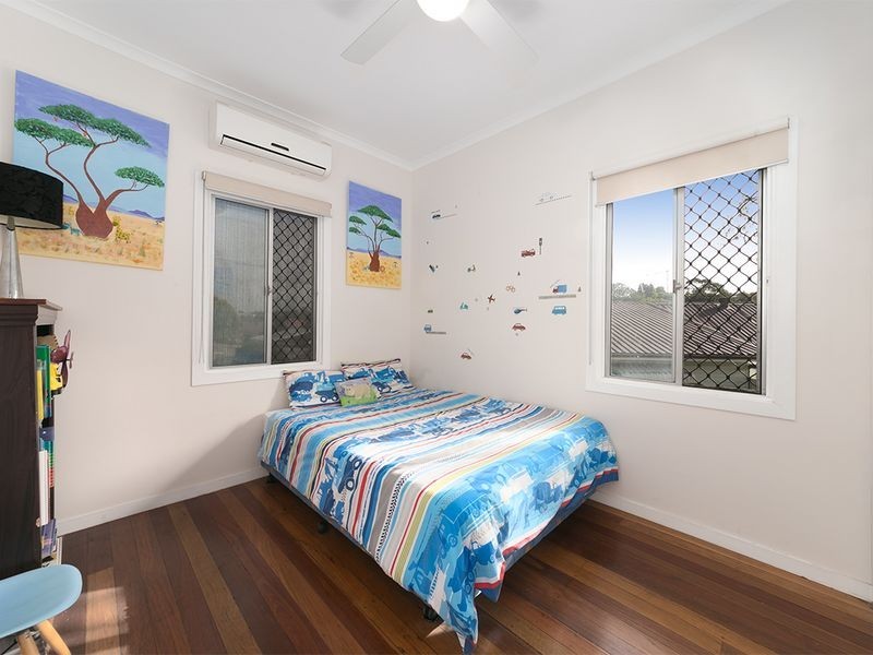 49 Dunstan Street, Moorooka QLD 4105