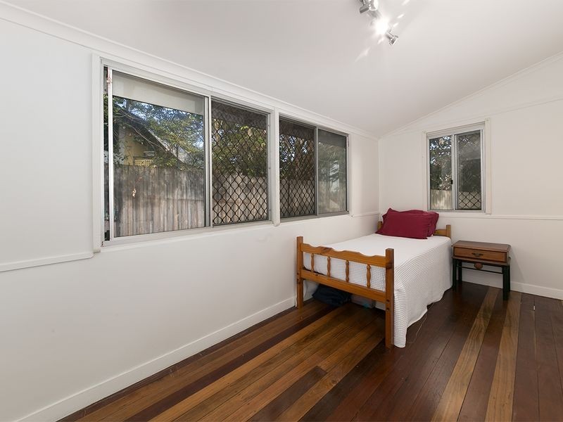 49 Dunstan Street, Moorooka QLD 4105