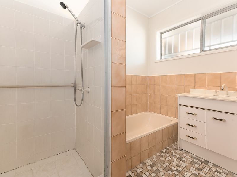 28 Scherger Street, Moorooka QLD 4105