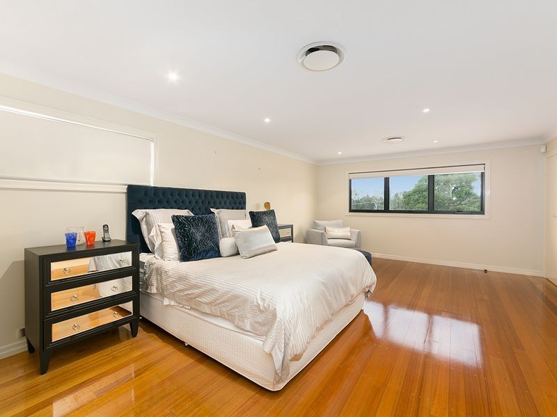 9 Esplanade, Yeronga QLD 4104