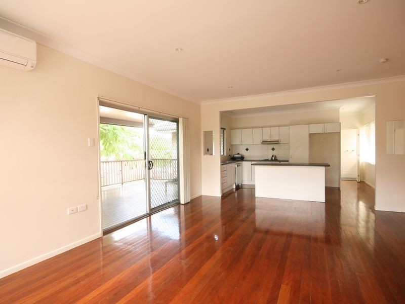 79 Laura Street, Tarragindi QLD 4121