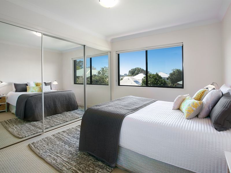 8/15 Eskgrove Street, East Brisbane QLD 4169