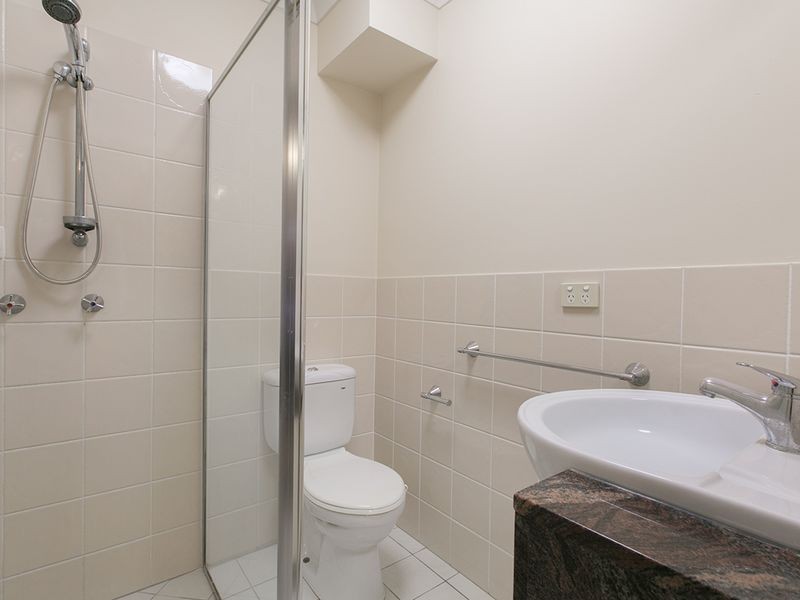 8/15 Eskgrove Street, East Brisbane QLD 4169