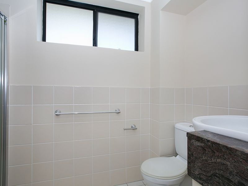 8/15 Eskgrove Street, East Brisbane QLD 4169