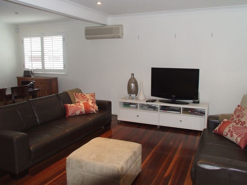 45 Lana Street, Tarragindi QLD 4121