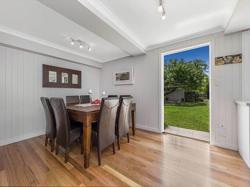 11 Prospect Street, Sherwood QLD 4075