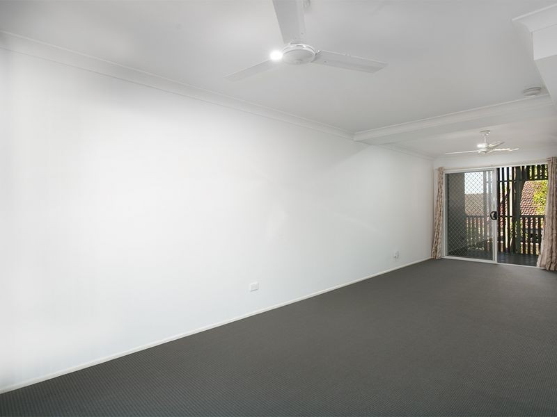 2/12 Wilkie Street, Yeerongpilly QLD 4105