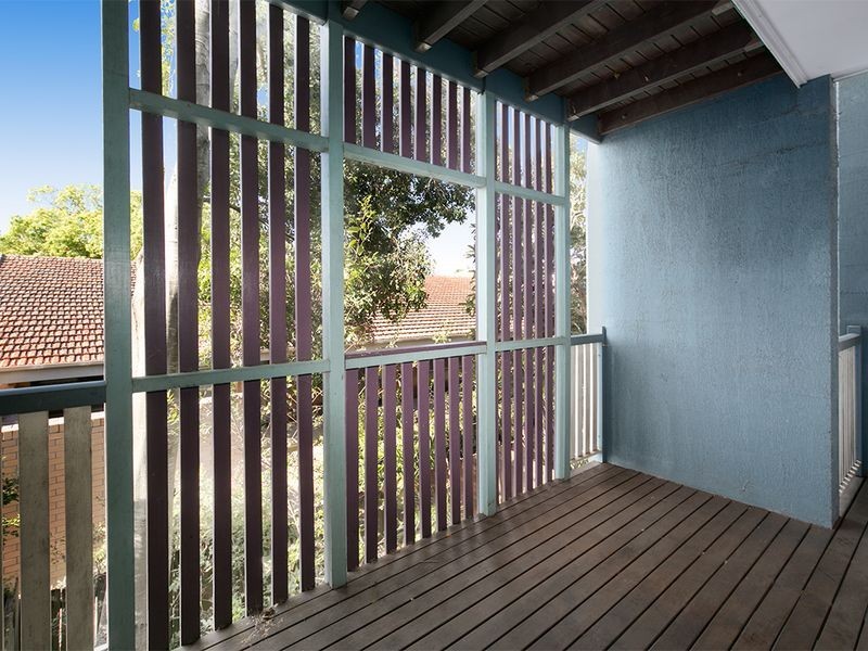 2/12 Wilkie Street, Yeerongpilly QLD 4105