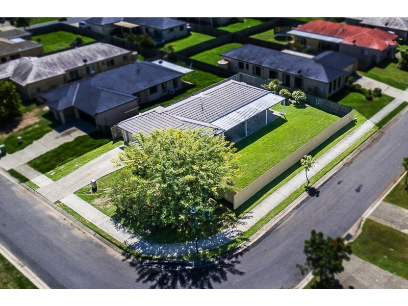 15 Ronayne Circuit, One Mile QLD 4305