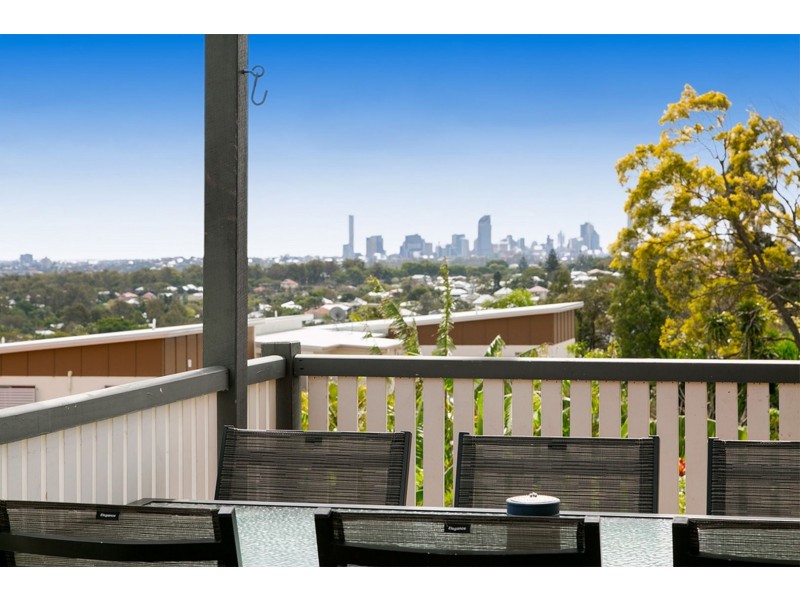 56 Bracken Street, Moorooka QLD 4105