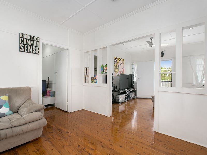 56 Bracken Street, Moorooka QLD 4105